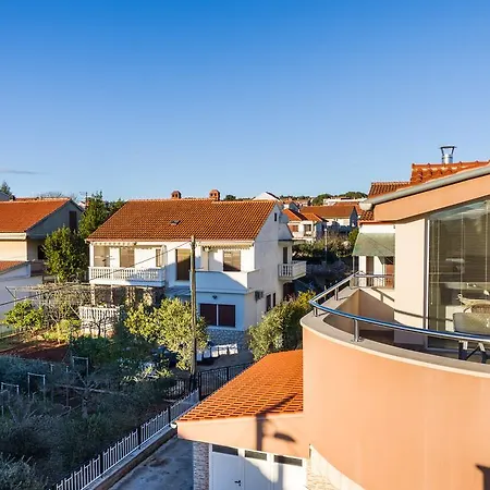 Apartament Rotim