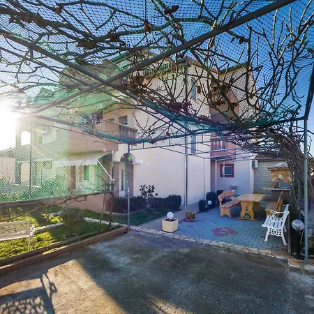 Rotim Apartman Zára