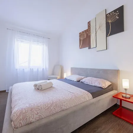 Apartments Villa Rotim